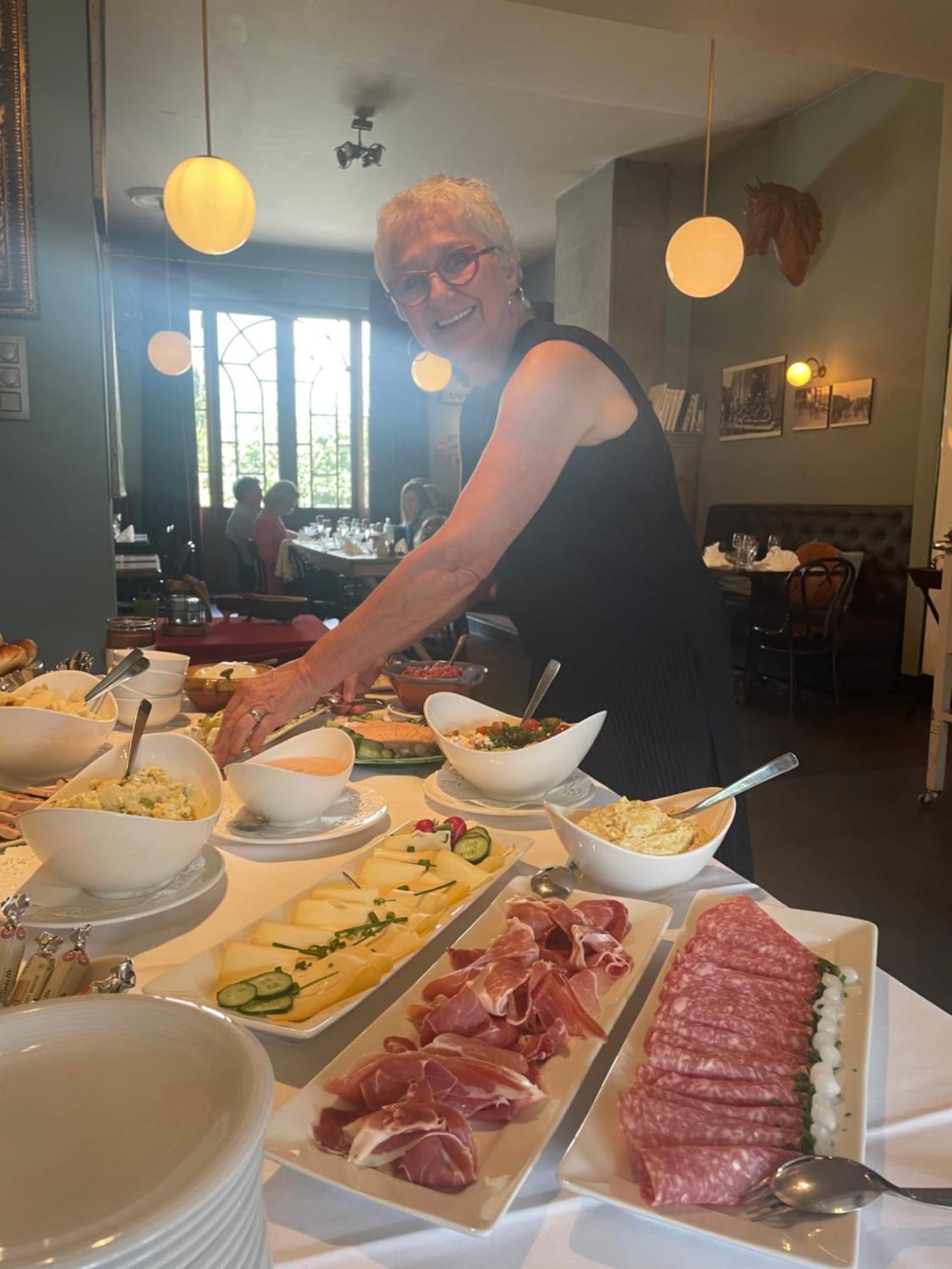 Pret A Gouter Bistro Bar Bed